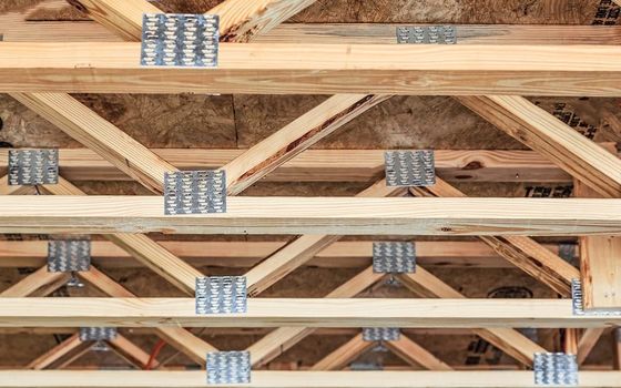 ট্রাস থেকে র্যাফটার কাঠের সংযোগের জন্য গ্যালভানাইজড ট্রাস ব্র্যাকেট